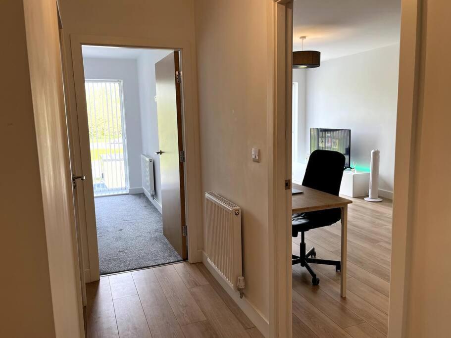 Modern 1 Bedroom Serviced Apartment - Near City Centre Донкастър Екстериор снимка